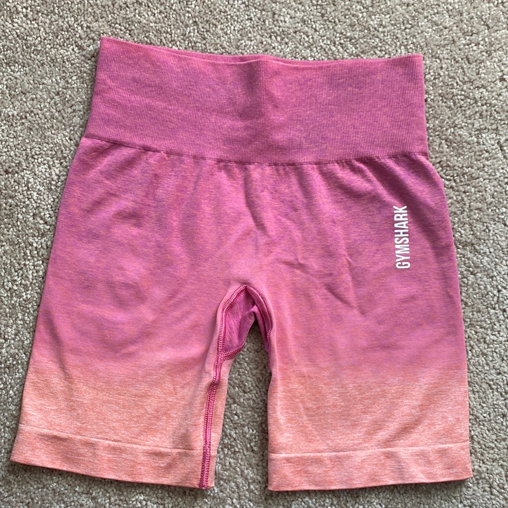 ADAPT PINK OMBRÉ SEAMLESS SHORTS Gymshark